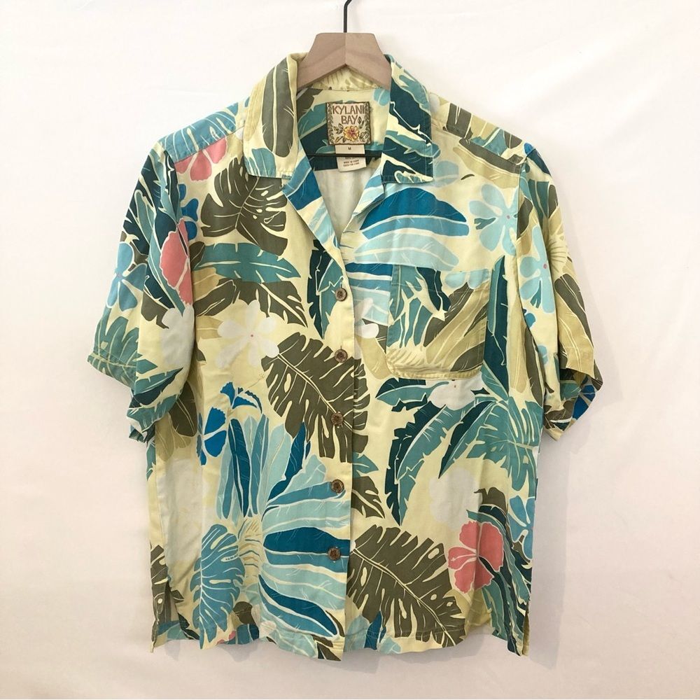 Kylani Bay Silk Hawaiian Shirt Medium Green Palm Flowers Unisex